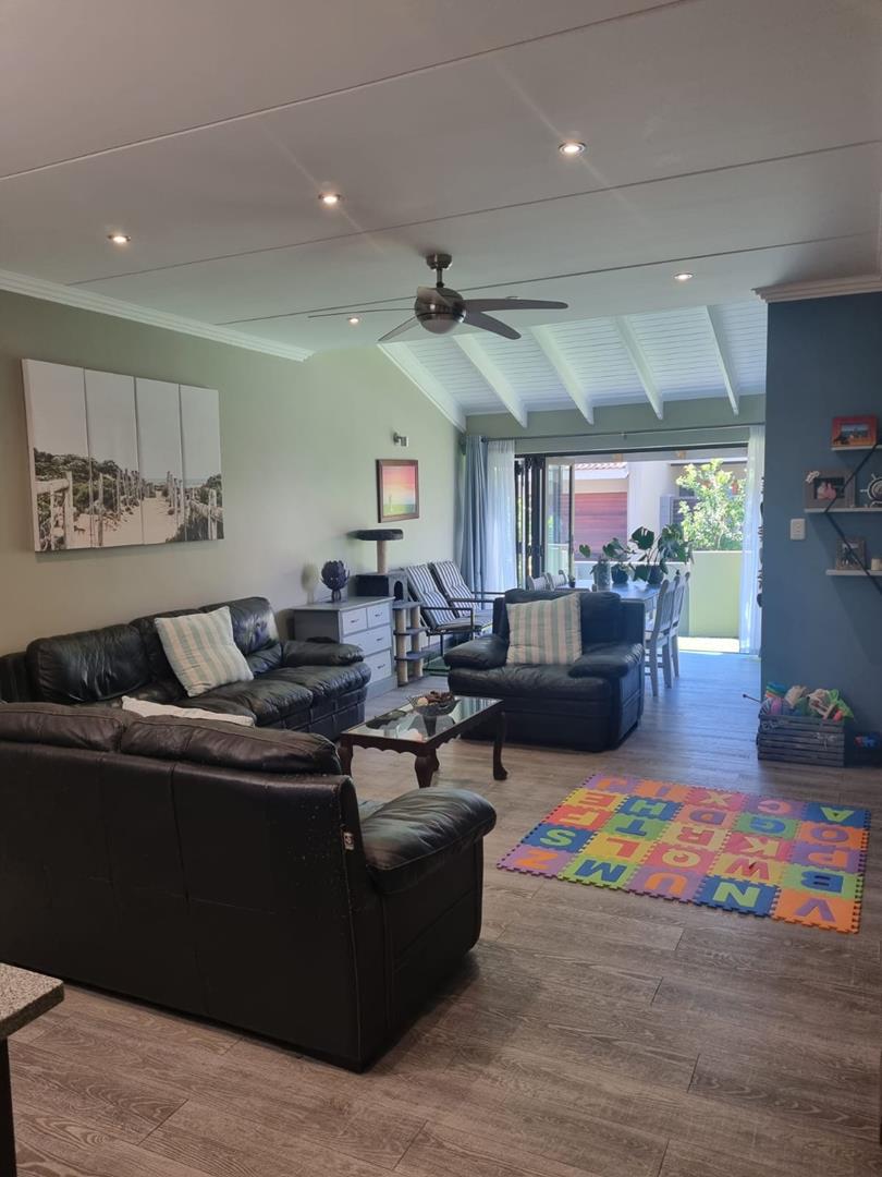 3 Bedroom Property for Sale in Woodland Hills Free State